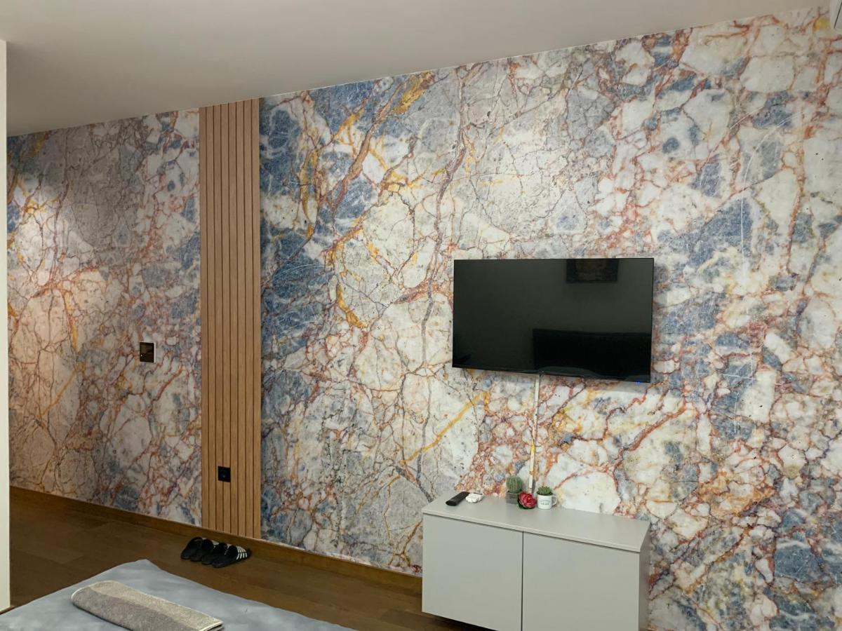 Ad Luxury Apartment Podgoriţa Exterior foto